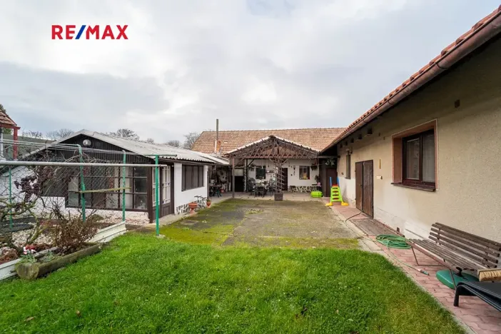 Prodej rodinného domu, Choťovice, 250 m2