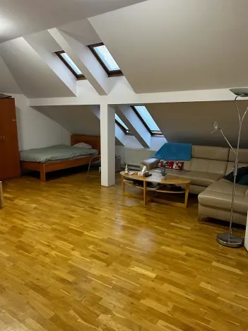 Pronájem bytu 5+1, Praha - Holešovice, Bubenská, 209 m2