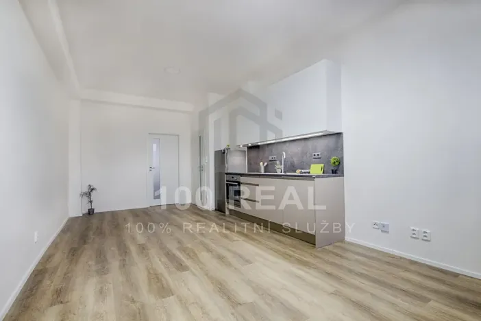 Pronájem bytu 3+kk, Hradec Králové, Průmyslová, 62 m2