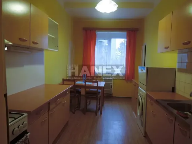 Pronájem bytu 1+1, Praha - Břevnov, Nad Kajetánkou, 38 m2