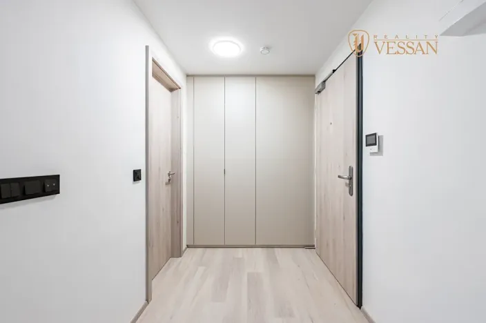 Prodej bytu 1+kk, Praha - Hlubočepy, Na Zlíchově, 26 m2