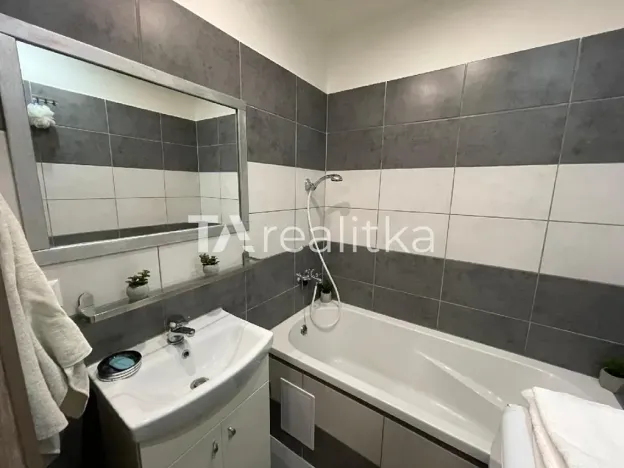 Pronájem bytu 1+1, Orlová, Masarykova třída, 36 m2