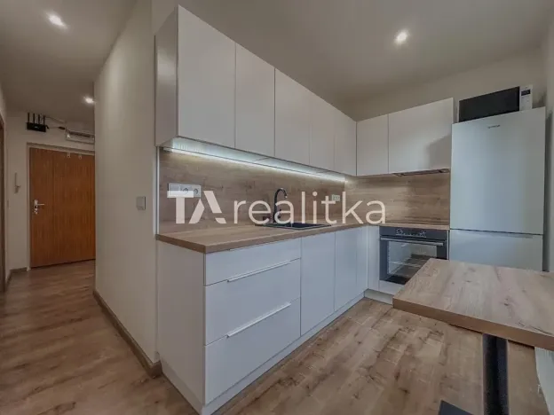 Pronájem bytu 2+1, Orlová, Kpt. Jaroše, 53 m2