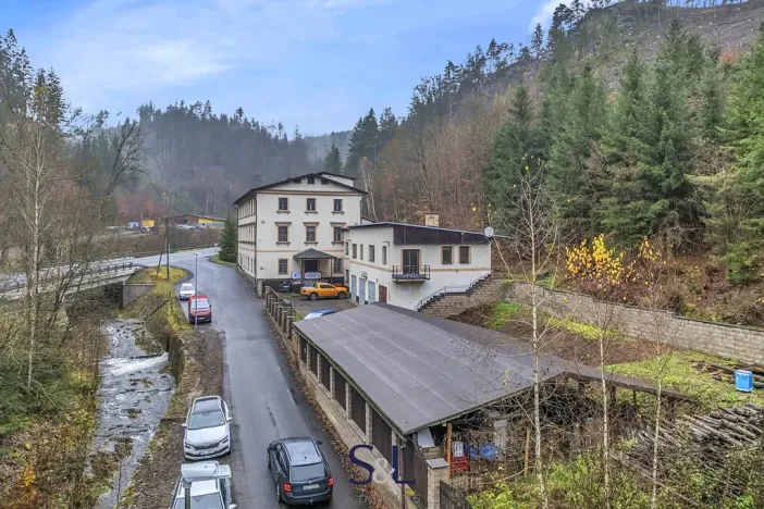 Prodej komerční nemovitosti, Železný Brod, 2098 m2