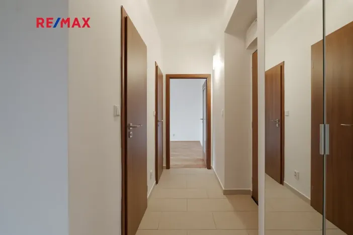 Prodej bytu 2+1, Praha - Braník, Branická, 52 m2