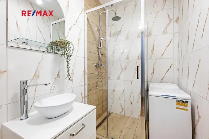 Pronájem bytu 3+1, Jindřichův Hradec, Kosmonautů, 65 m2