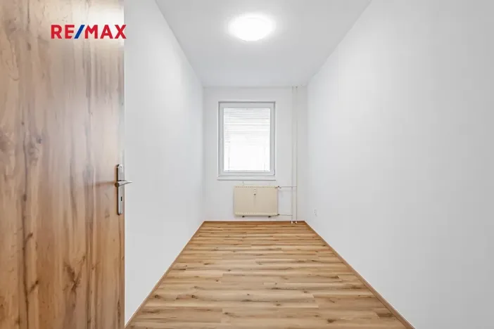 Pronájem bytu 3+1, Jindřichův Hradec, Kosmonautů, 65 m2