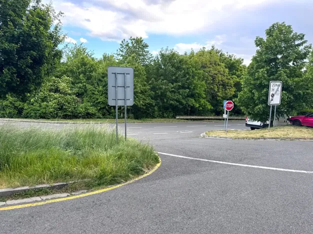 Pronájem garážového stání, Zlín, Podlesí II, 19 m2