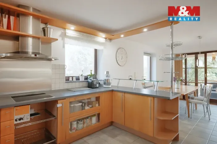 Prodej rodinného domu, Liberec - Liberec XVI-Nový Harcov, Habrová, 323 m2