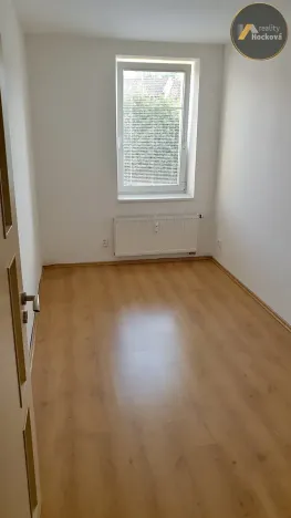 Prodej bytu 3+kk, Milovice, Topolová, 65 m2