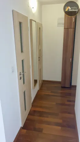 Prodej bytu 3+kk, Milovice, Topolová, 65 m2