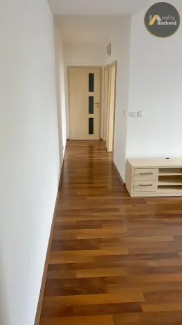 Prodej bytu 3+kk, Milovice, Topolová, 65 m2