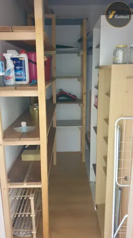 Prodej bytu 3+kk, Milovice, Topolová, 65 m2