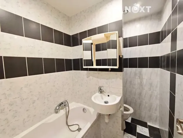 Pronájem bytu 1+kk, Frýdek-Místek, Vítězslava Nezvala, 22 m2