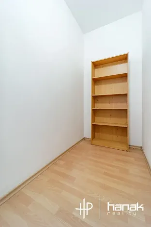 Pronájem bytu 1+kk, Olomouc, Jeremiášova, 36 m2