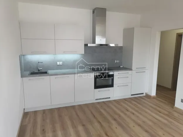 Pronájem bytu 2+kk, Pardubice, Rokycanova, 60 m2