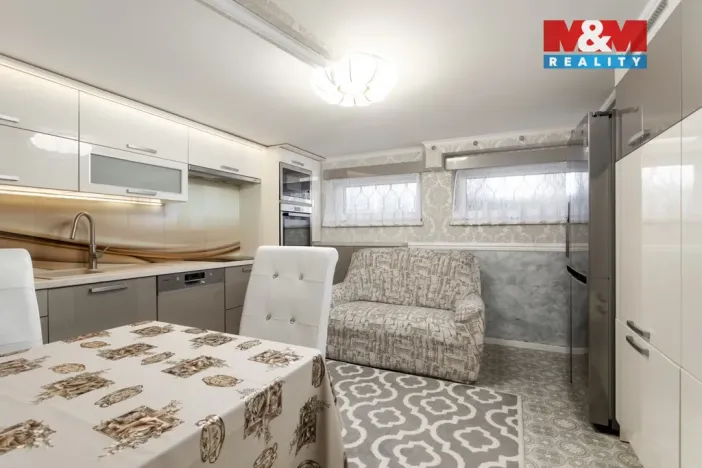 Prodej rodinného domu, Ostrava - Radvanice, U Lípy, 273 m2