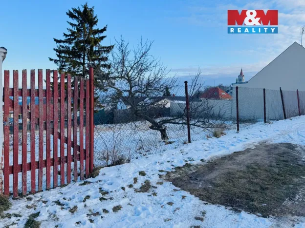 Pronájem zahrady, Slaný - Dolín, 445 m2