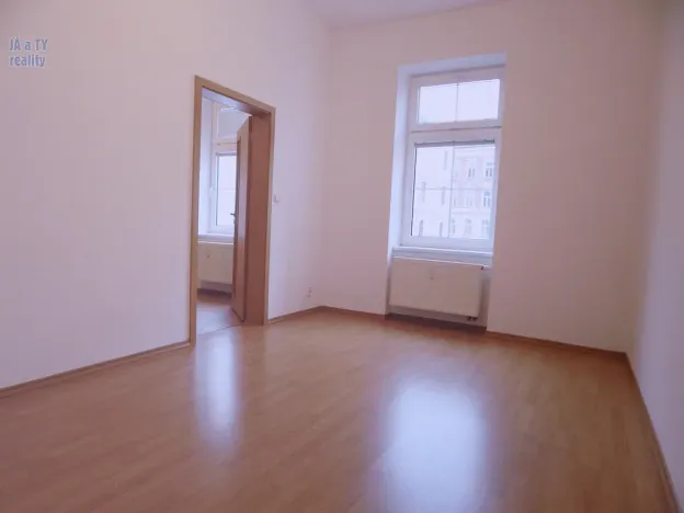 Pronájem bytu 1+1, Teplice, U nádraží, 35 m2