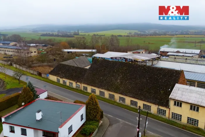 Prodej výrobních prostor, Dolní Bousov, Tovární, 3223 m2