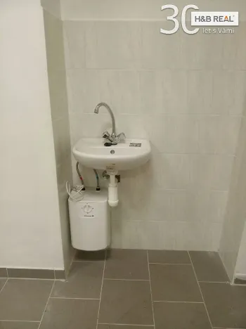 Pronájem obchodního prostoru, Hranice, 43 m2