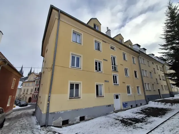 Prodej bytu 3+1, Cheb, Růžová, 73 m2