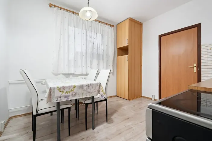 Prodej bytu 3+1, Hvozd, 74 m2