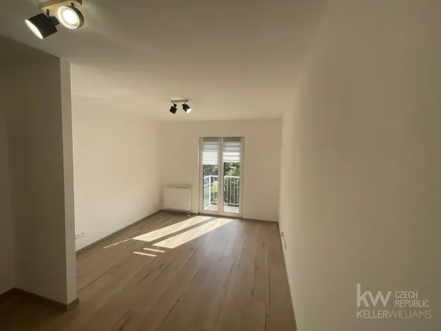 Pronájem bytu 1+kk, Kaznějov, Na Komárově, 24 m2