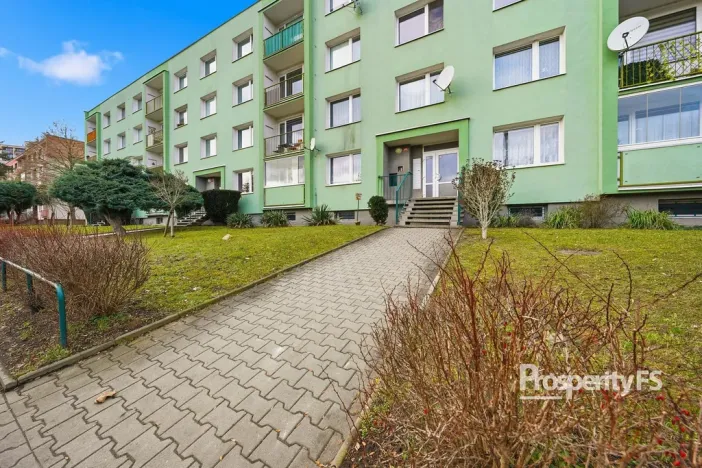 Pronájem bytu 1+1, Ústí nad Labem - Neštěmice, Seifertova, 35 m2