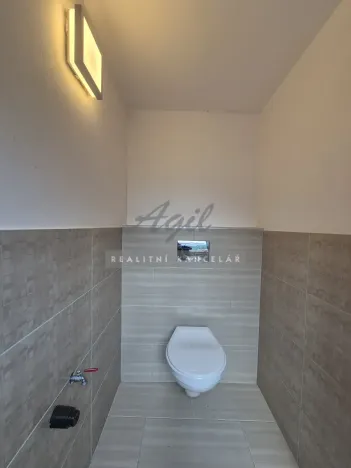 Prodej rodinného domu, Hostěnice, 142 m2