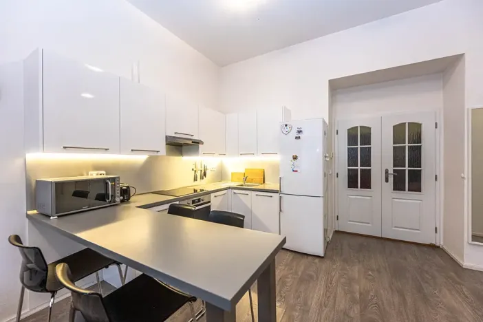 Prodej bytu 2+kk, Praha, Lucemburská, 51 m2