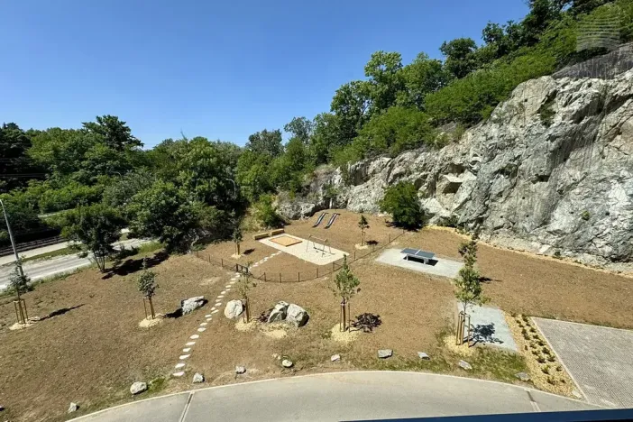 Pronájem bytu 2+kk, Brno, Bystrcká, 51 m2