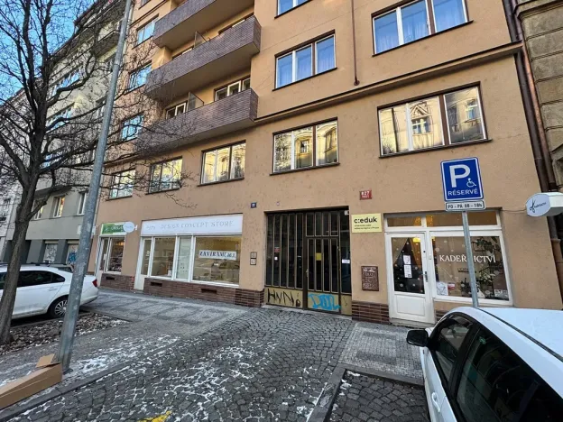 Pronájem obchodního prostoru, Praha - Bubeneč, Eliášova, 39 m2