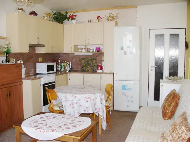 Pronájem bytu 2+kk, Hradec Králové, Selicharova, 49 m2