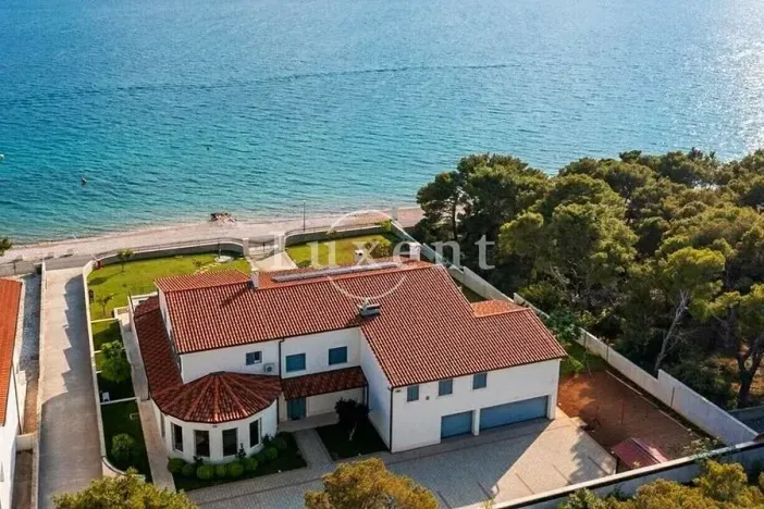 Prodej rodinného domu, Šibenik, Chorvatsko, 1005 m2