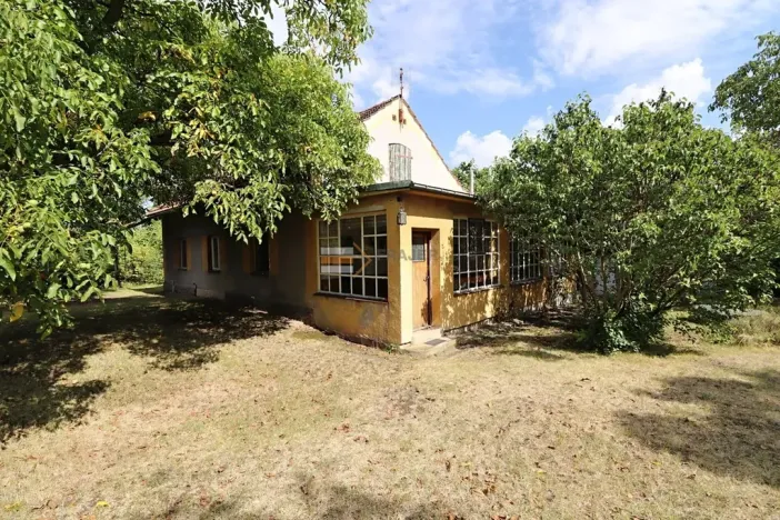 Prodej pozemku pro bydlení, Bašť, Horka, 2096 m2