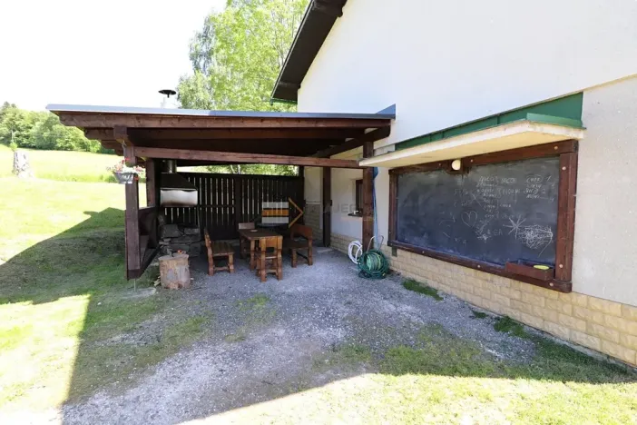 Prodej rodinného domu, Benecko, 221 m2