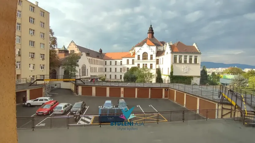 Prodej bytu 3+1, Teplice, U zámku, 100 m2