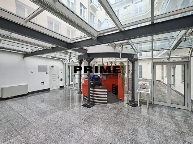 Pronájem kanceláře, Praha - Nové Město, Soukenická, 51 m2