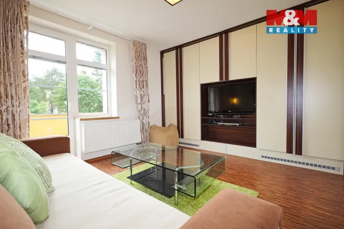 Prodej bytu 2+1, Karlovy Vary - Drahovice, Vítězná, 33 m2