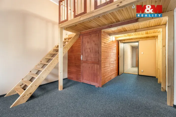 Prodej bytu 3+1, Desná - Desná II, Krkonošská, 100 m2