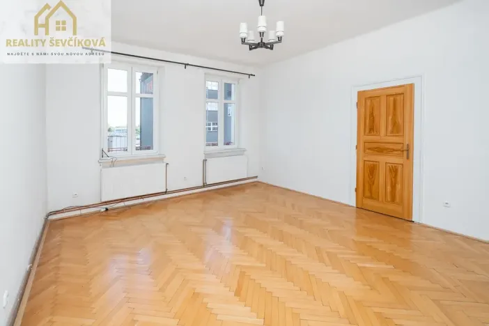 Prodej bytu 2+1, Hradec Králové, Pospíšilova, 69 m2