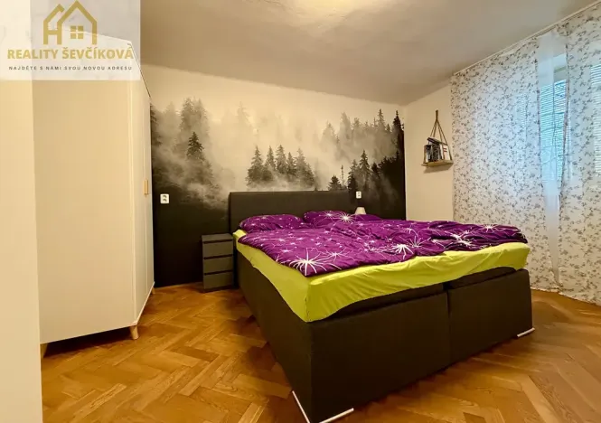 Pronájem bytu 2+1, Pardubice, Jiránkova, 63 m2