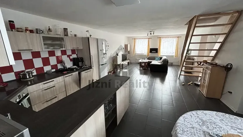 Prodej rodinného domu, Trhové Sviny, Rejta, 500 m2