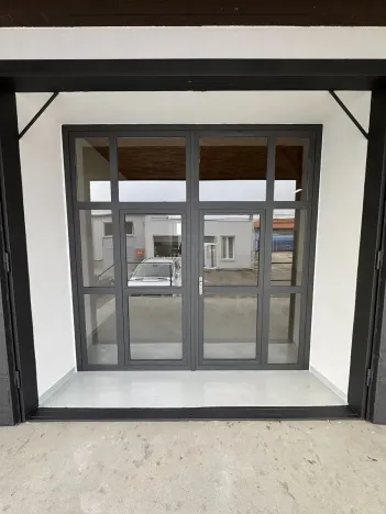 Pronájem obchodního prostoru, Praha - Horní Počernice, Bystrá, 109 m2