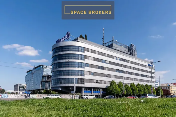 Pronájem kanceláře, Praha - Karlín, Ke Štvanici, 850 m2