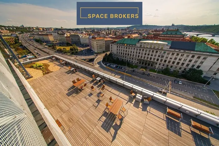 Pronájem kanceláře, Praha - Karlín, Ke Štvanici, 850 m2