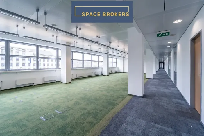 Pronájem kanceláře, Praha - Karlín, Ke Štvanici, 850 m2