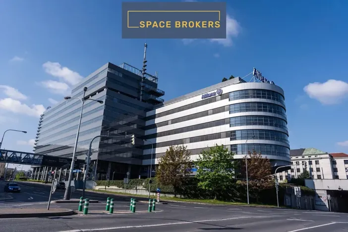 Pronájem kanceláře, Praha - Karlín, Ke Štvanici, 850 m2