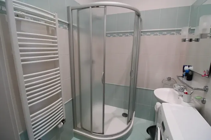 Prodej bytu 3+1, Karlovy Vary, Vřídelní, 71 m2